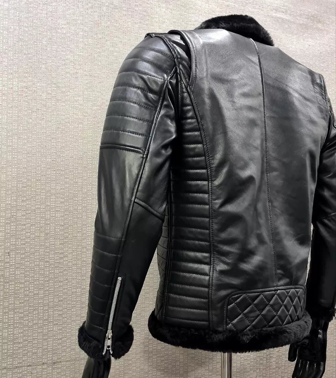 Women REAL BLACK LAMBSKIN BIKER STYLE LEATHER SHEARLING JACKET - Image 3